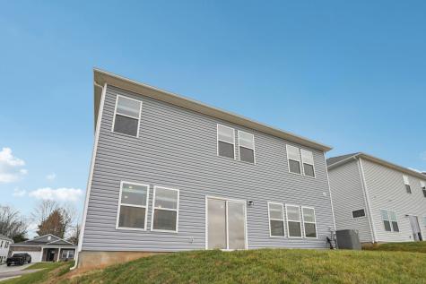 830 Bird Bluff Clarksville TN 37043