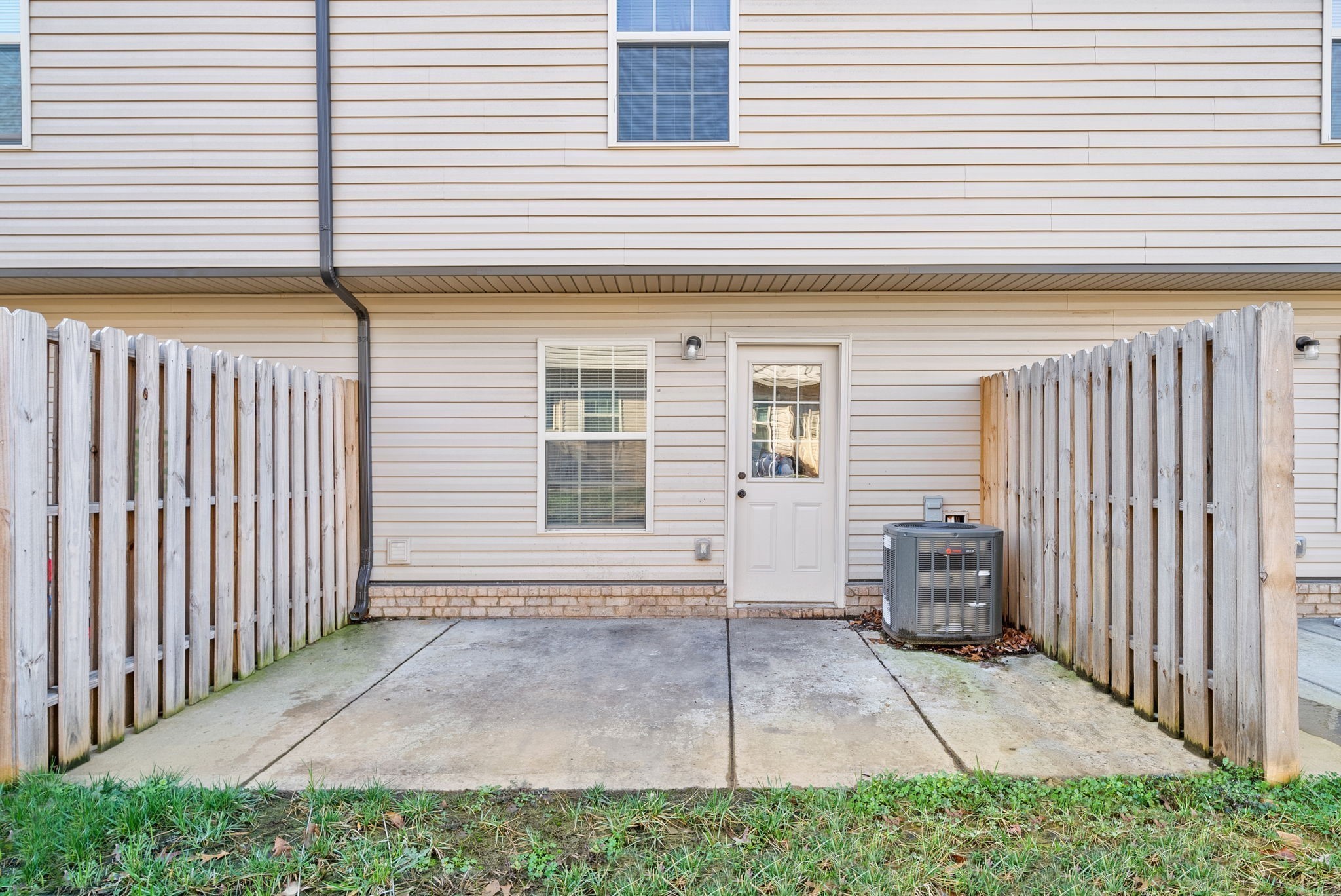 268 Smithson Lane Clarksville TN 37040