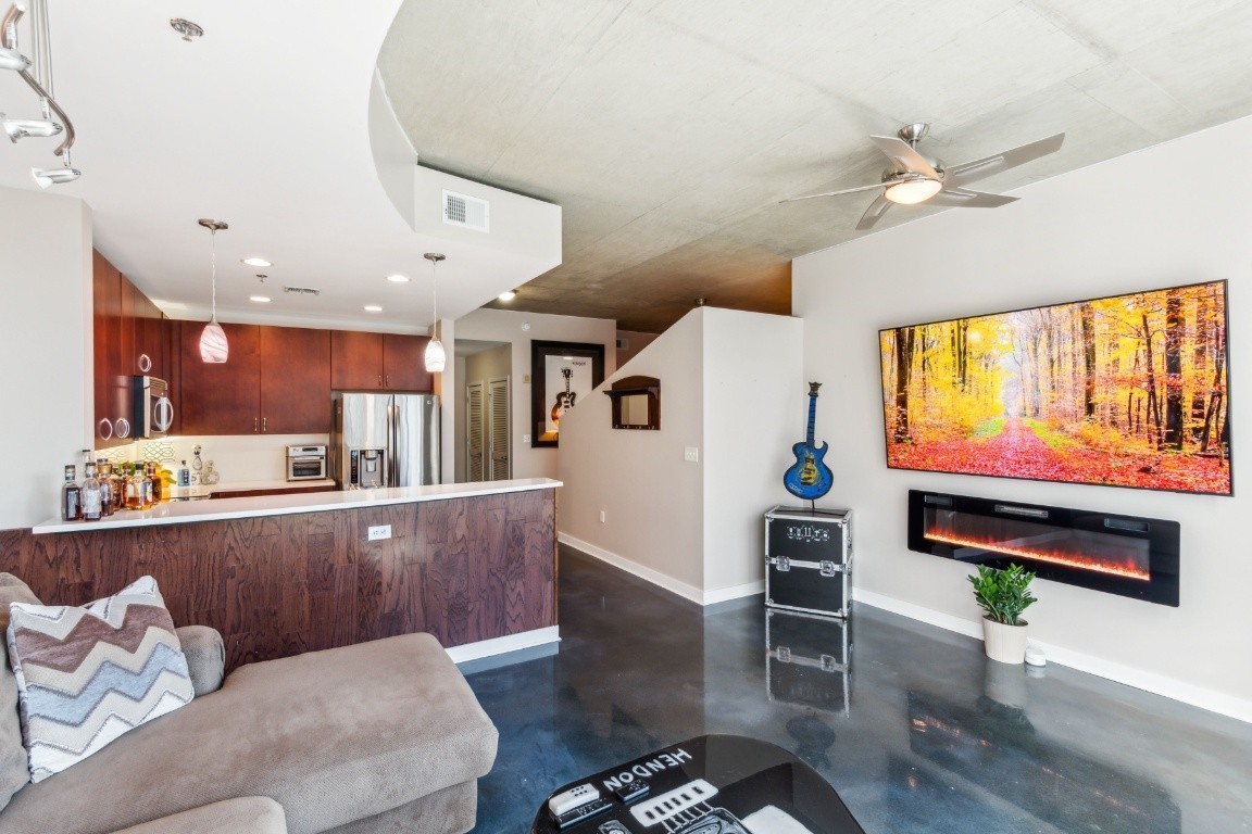 301 Demonbreun Street Nashville TN 37201