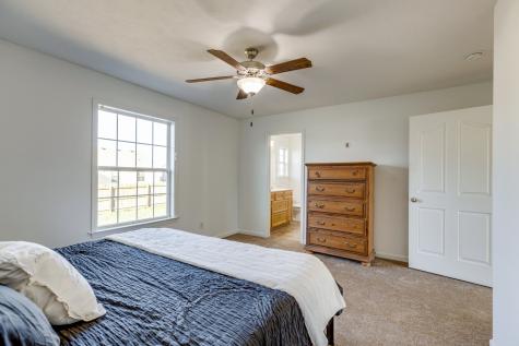 1828 Elizabeth Lane Columbia TN 38401