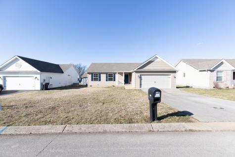 1828 Elizabeth Lane Columbia TN 38401
