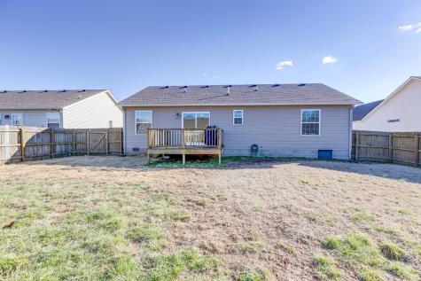 1828 Elizabeth Lane Columbia TN 38401