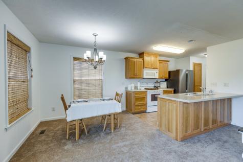 1828 Elizabeth Lane Columbia TN 38401