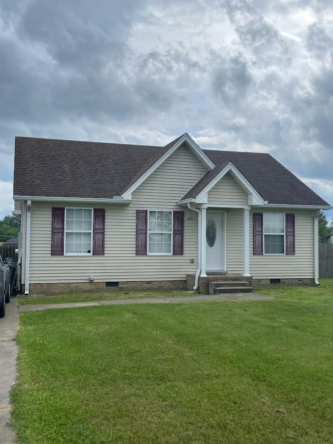1295 S Russell Street Portland TN 37148
