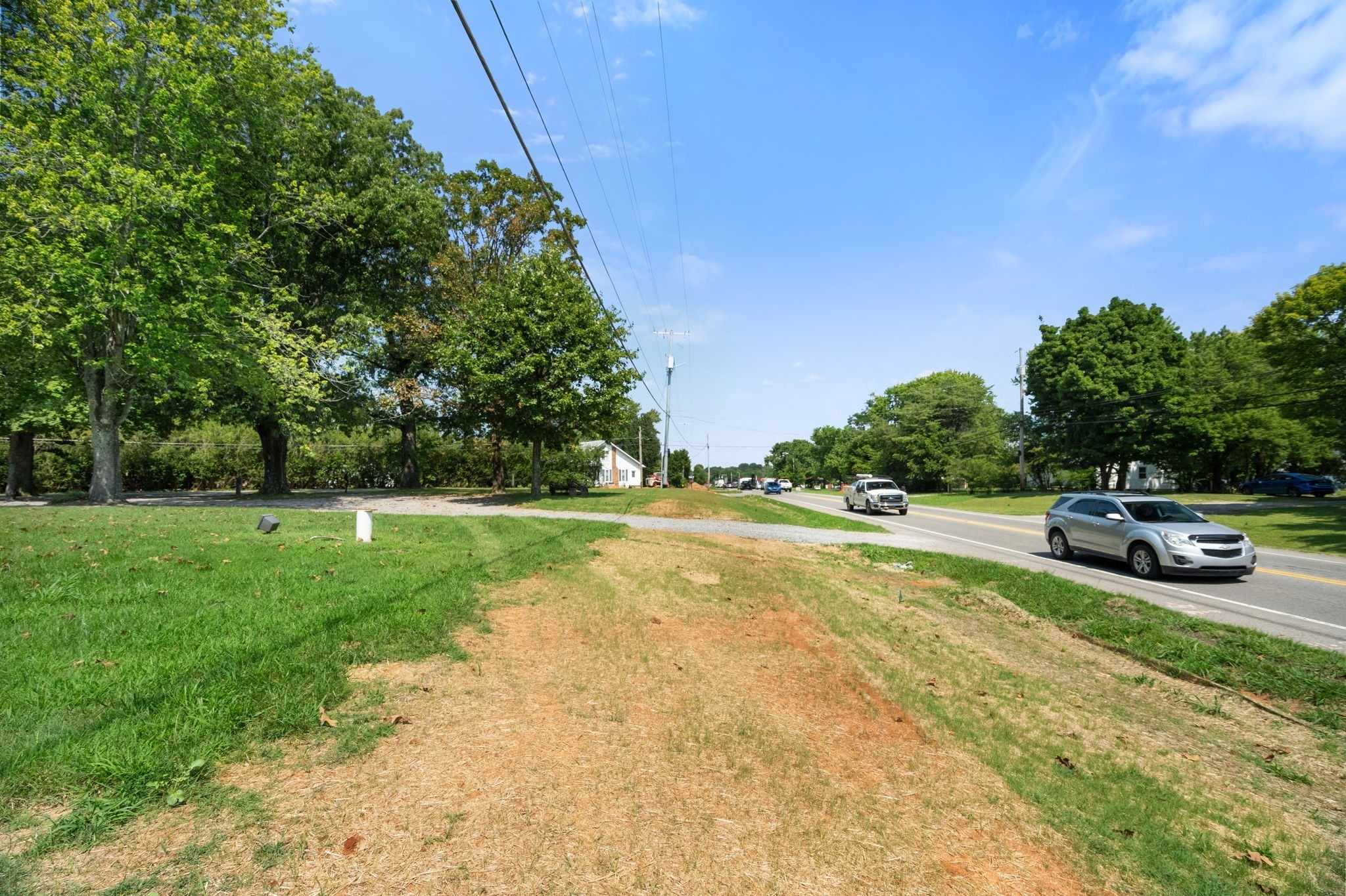 658 N Broadway Portland TN 37148