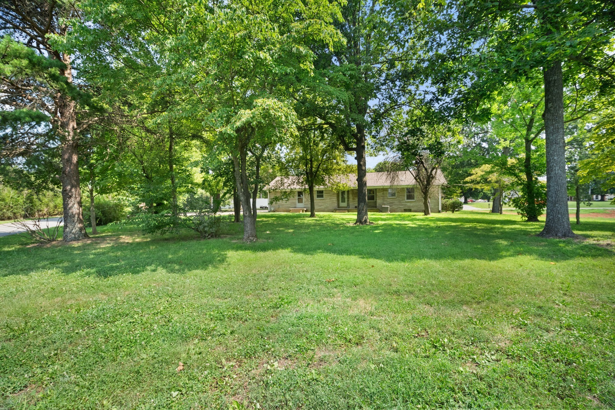 658 N Broadway Portland TN 37148