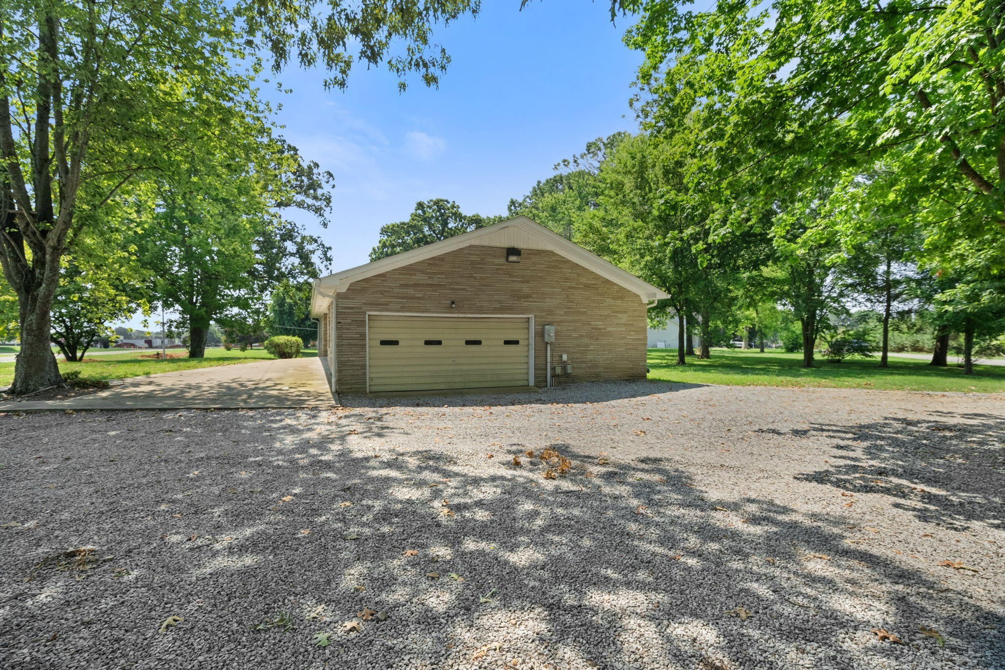 658 N Broadway Portland TN 37148