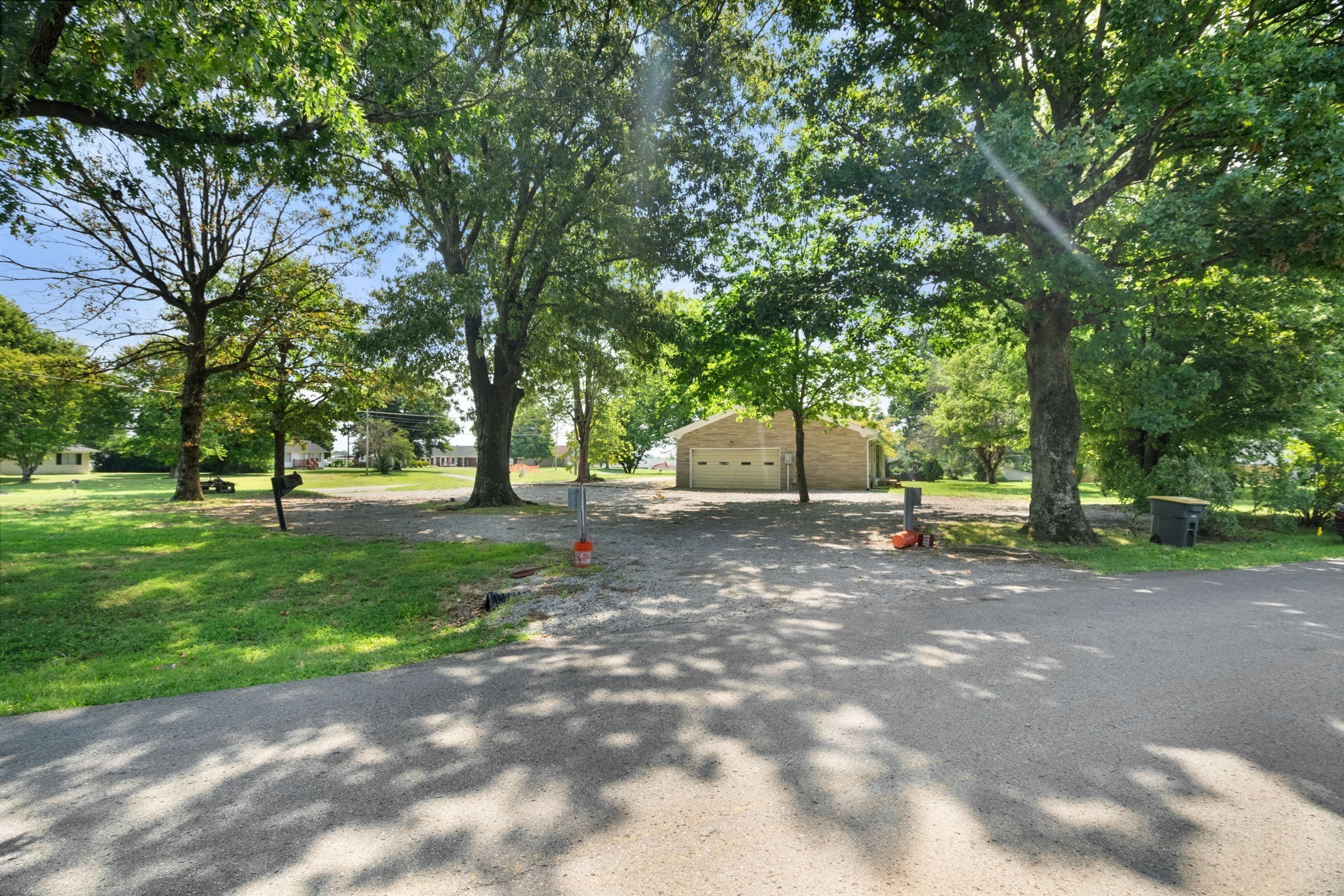 658 N Broadway Portland TN 37148