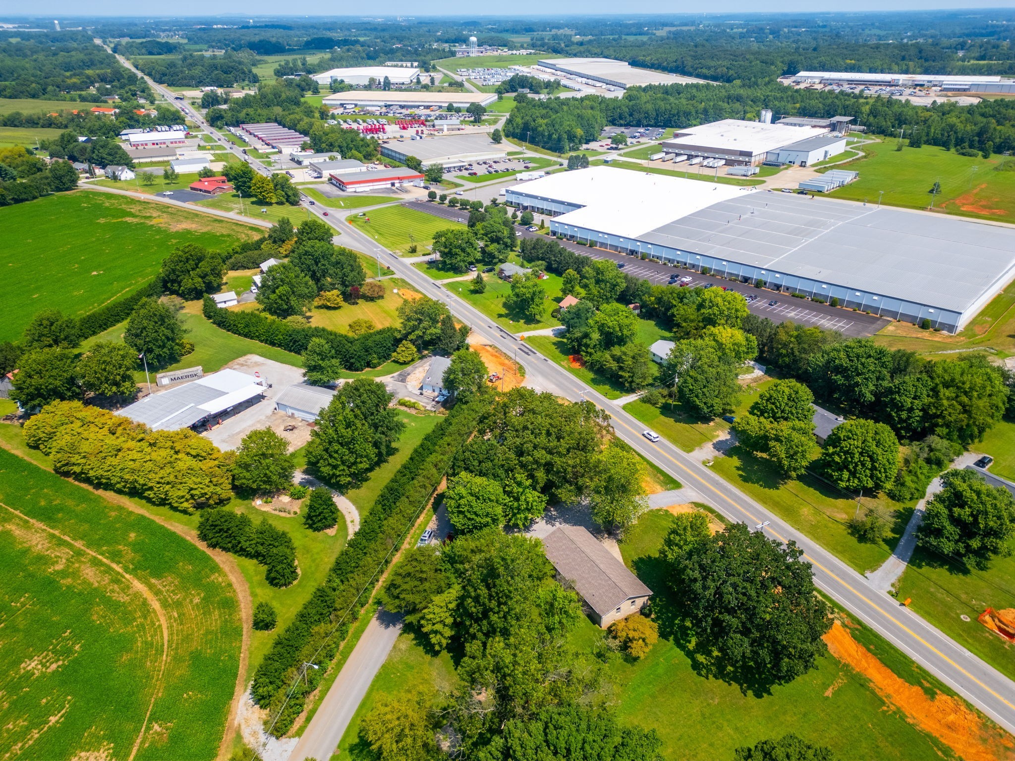 658 N Broadway Portland TN 37148