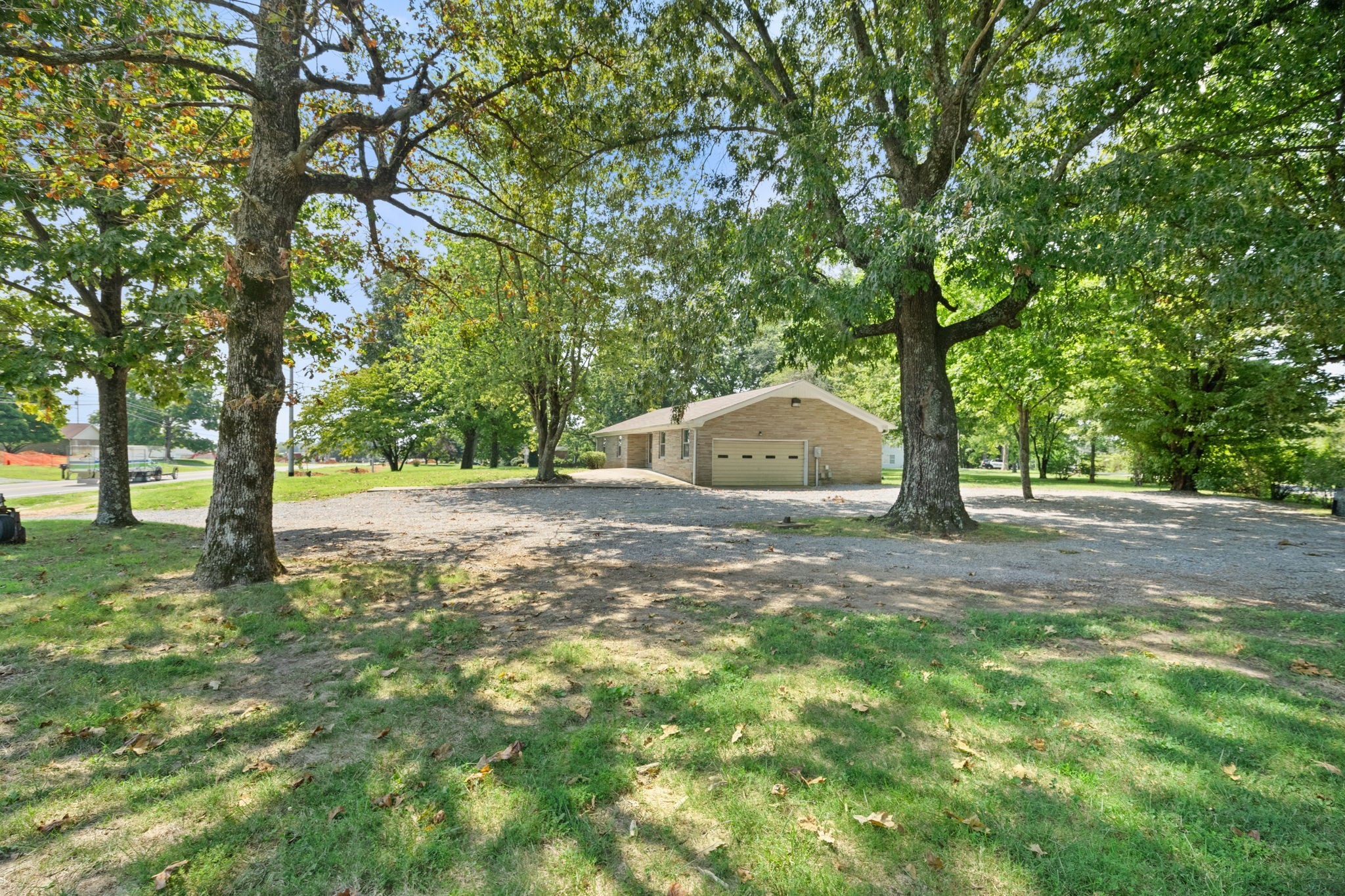 658 N Broadway Portland TN 37148