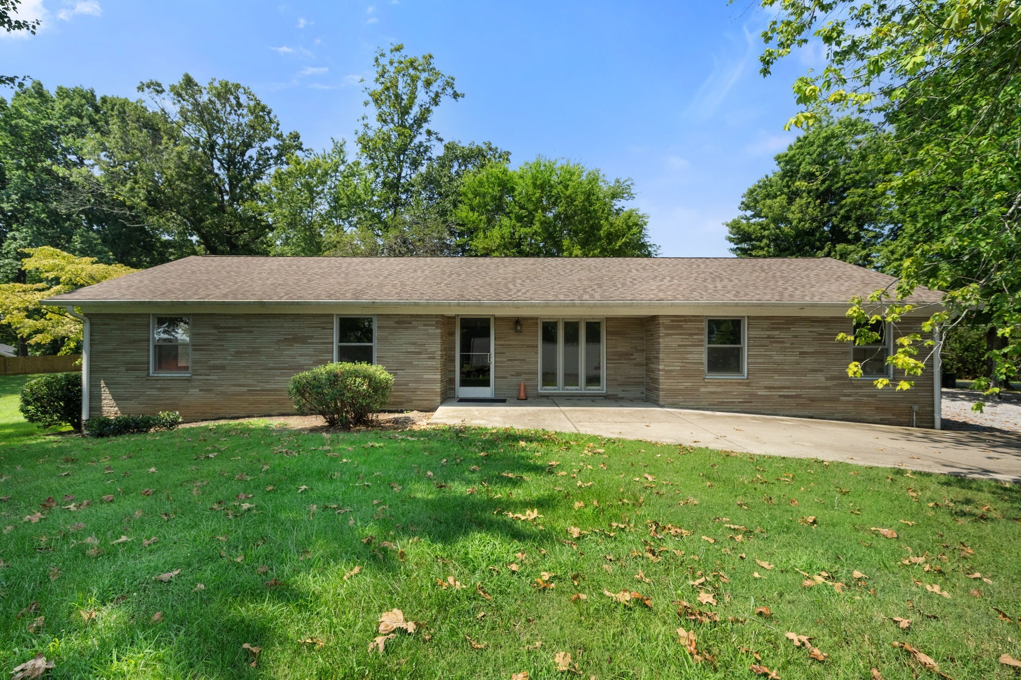 658 N Broadway Portland TN 37148