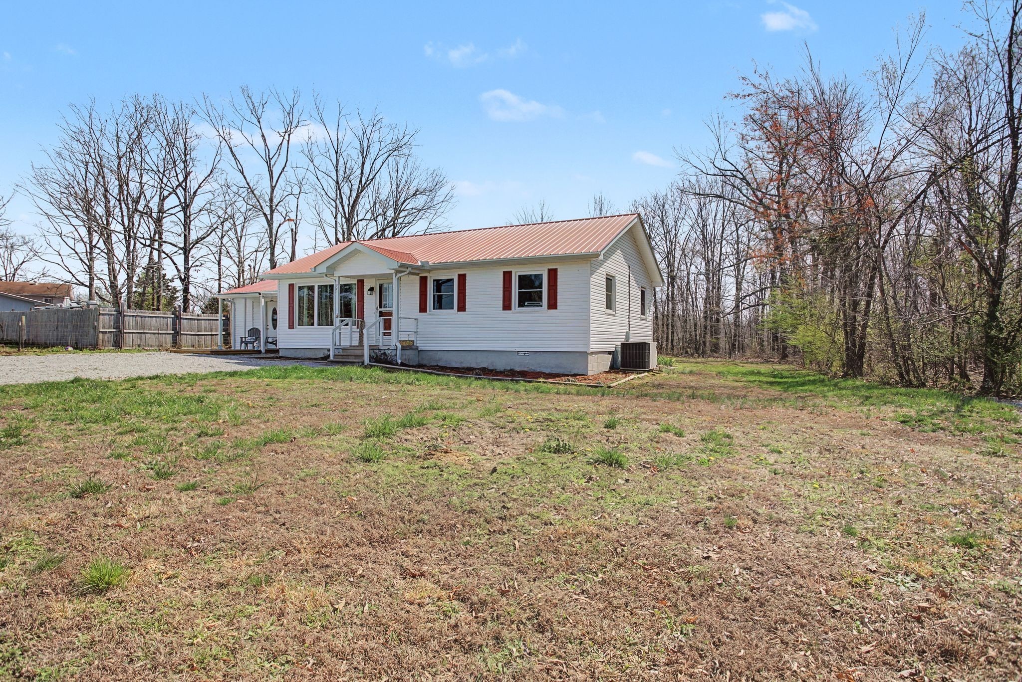 127 Rockhouse Road Hohenwald TN 38462