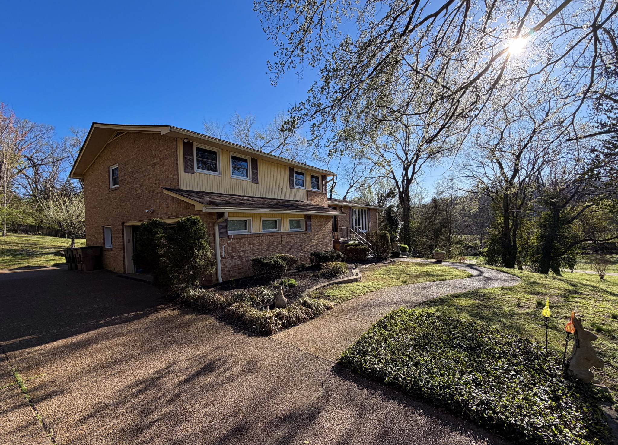 3615 Fairmeade Drive Nashville TN 37218