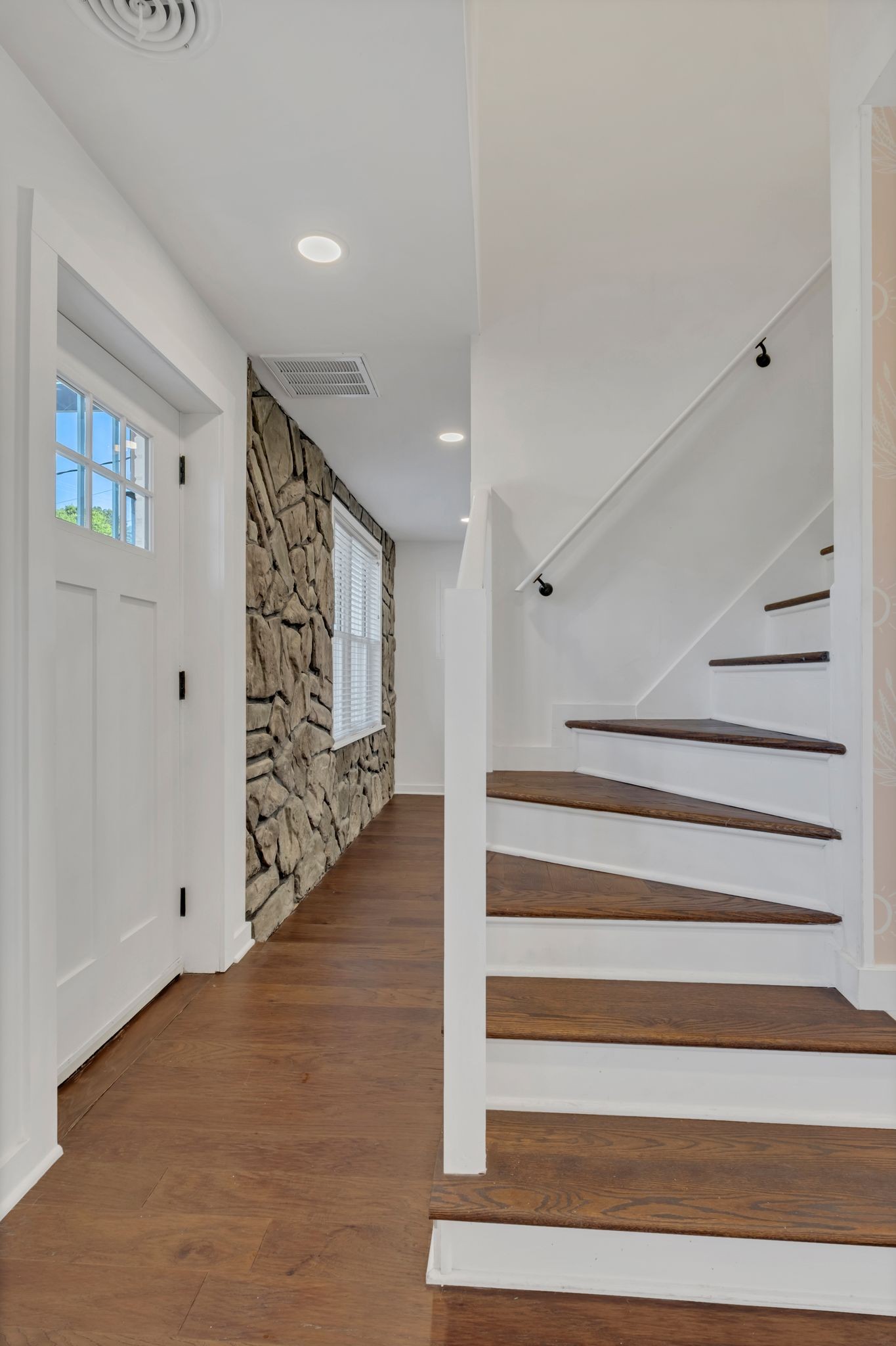 2601 Oakwood Avenue Nashville TN 37207