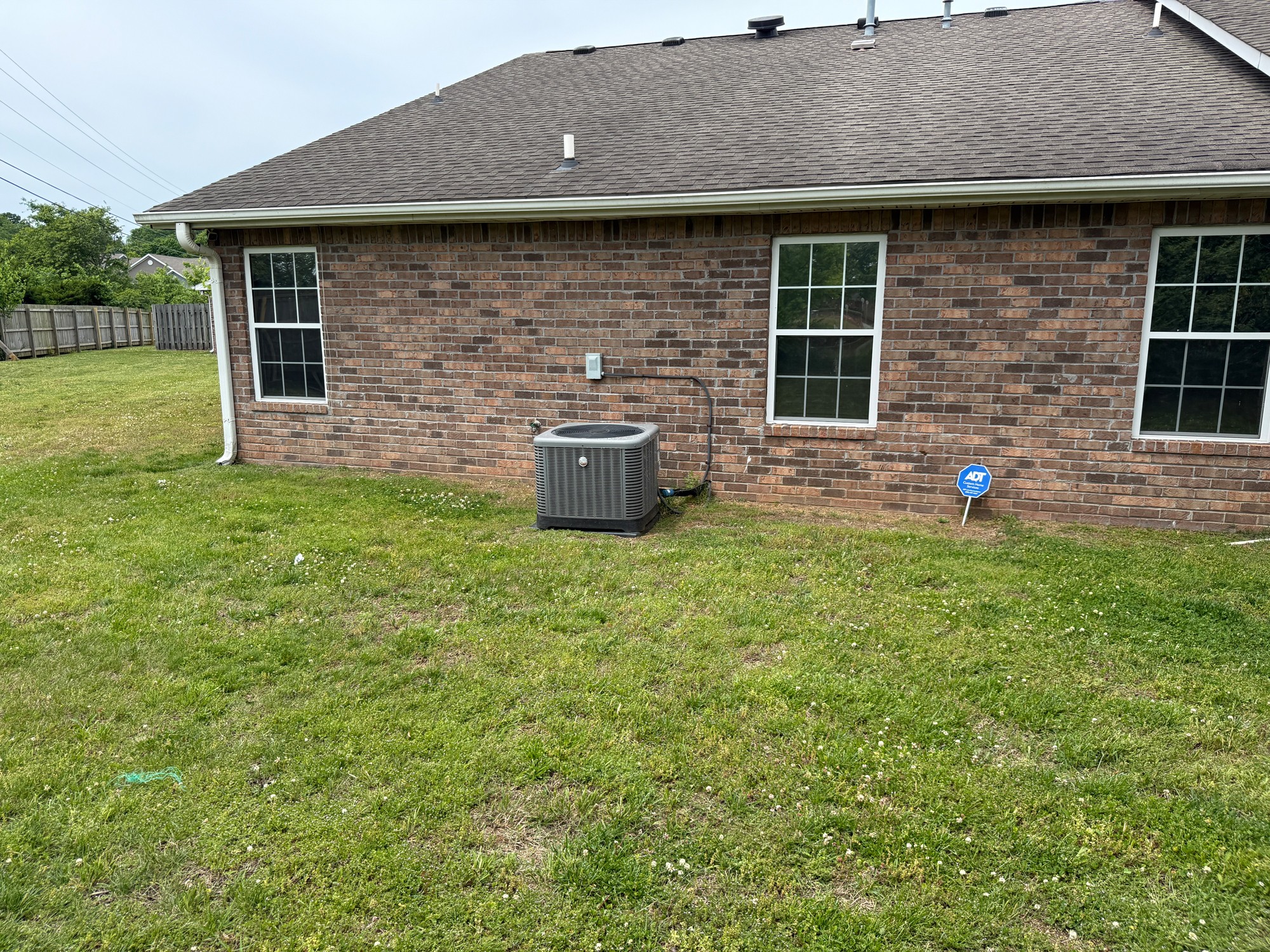 1311 Crofton Park Court Columbia TN 38401