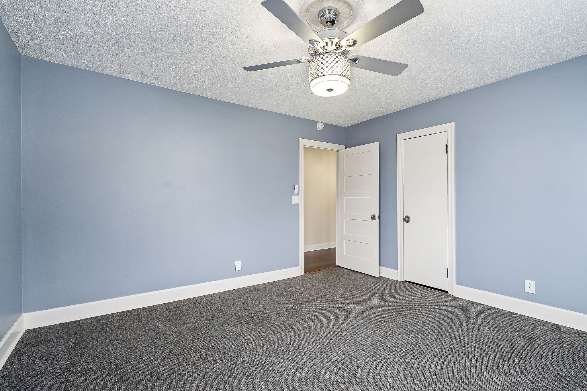 805 N Chancery Street Mcminnville TN 37110