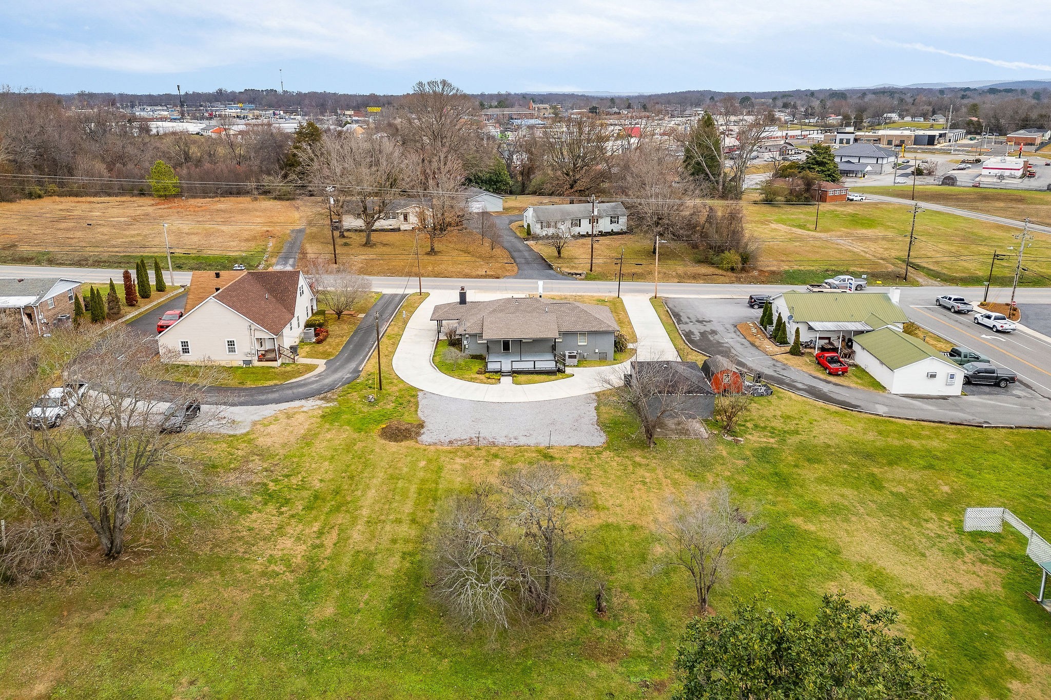 805 N Chancery Street Mcminnville TN 37110