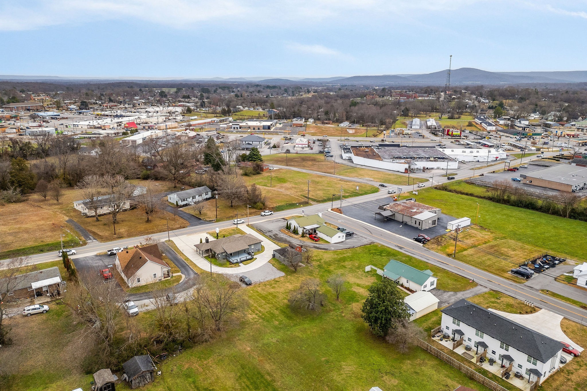 805 N Chancery Street Mcminnville TN 37110
