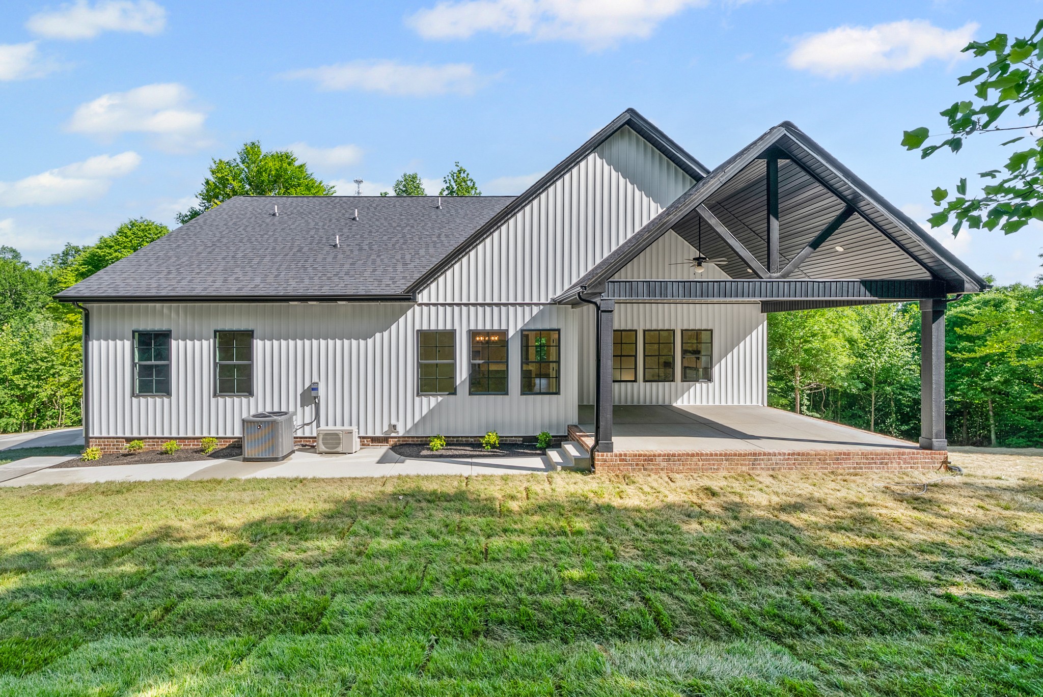 2860 Highway 149 Palmyra TN 37142
