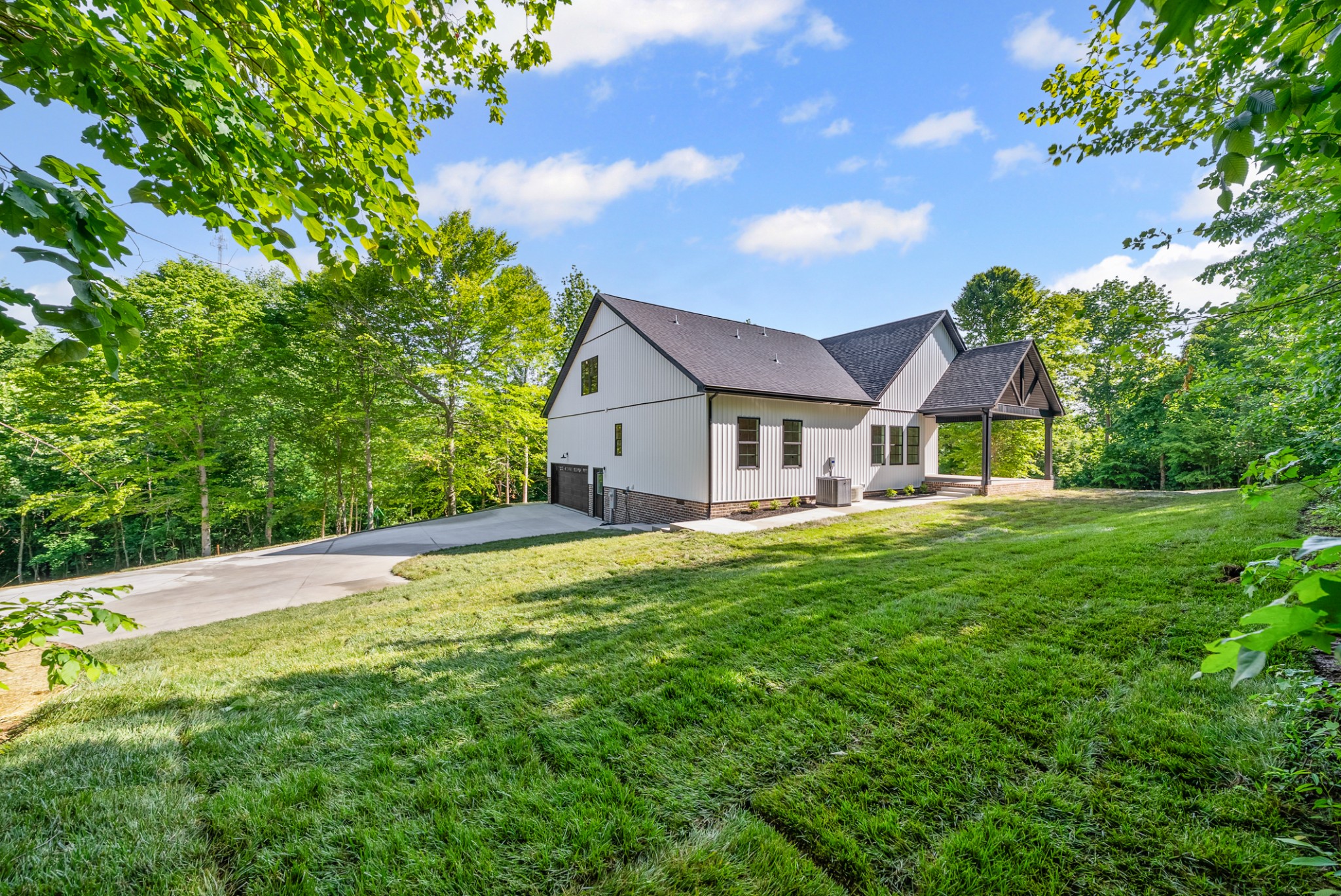 2860 Highway 149 Palmyra TN 37142