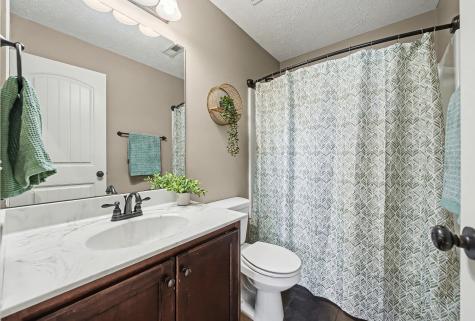 1304 Freedom Drive Clarksville TN 37042