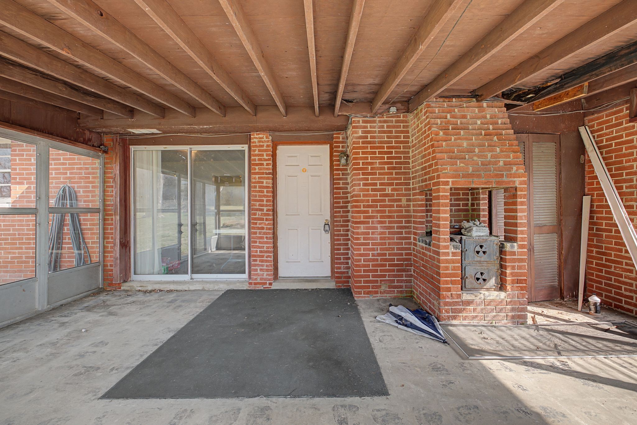 611 New Shackle Island Road Hendersonville TN 37075