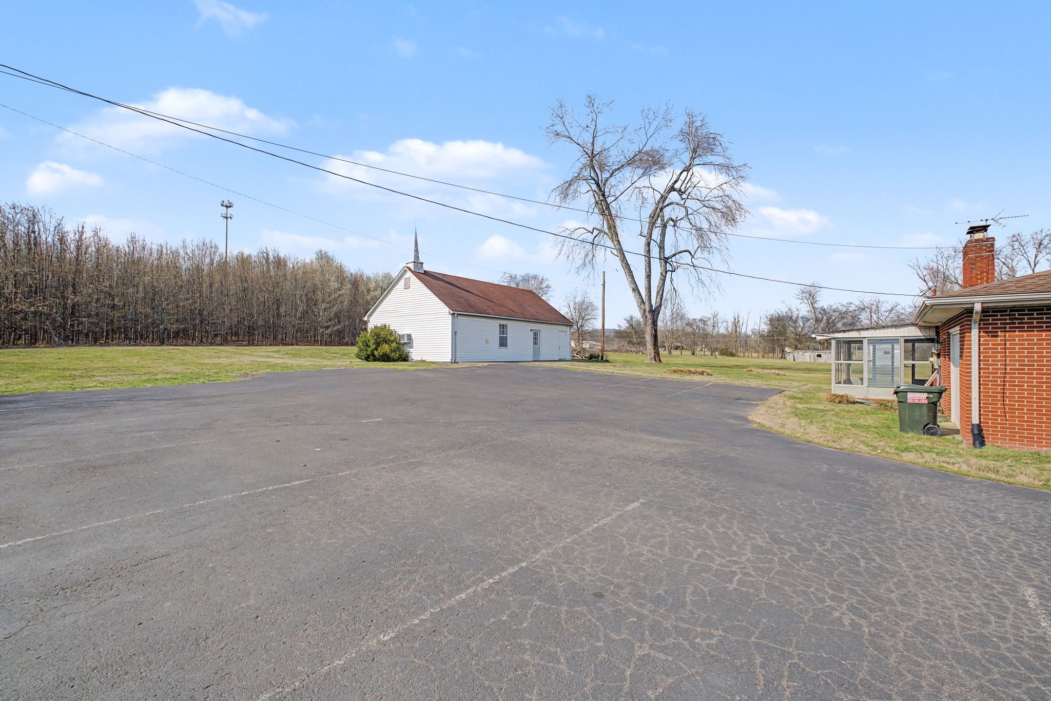 611 New Shackle Island Road Hendersonville TN 37075
