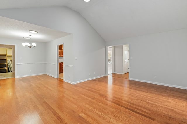 2017 Windsor Drive Columbia TN 38401