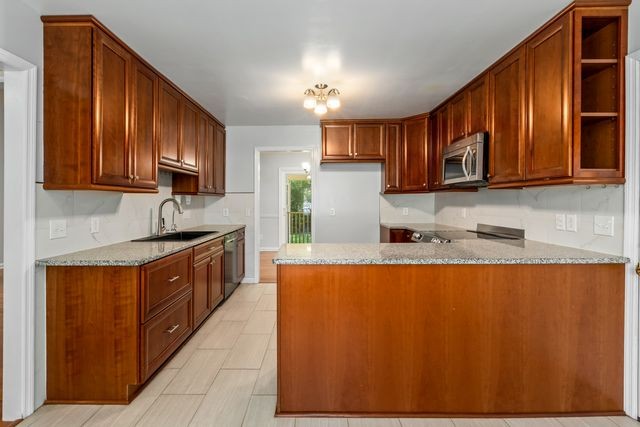 2017 Windsor Drive Columbia TN 38401