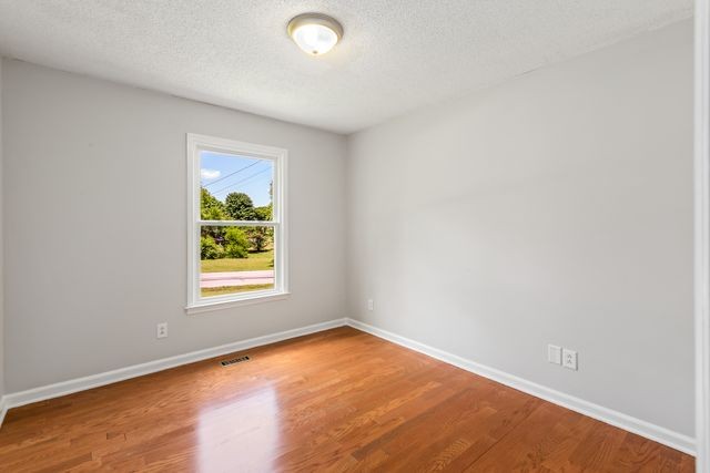 2017 Windsor Drive Columbia TN 38401