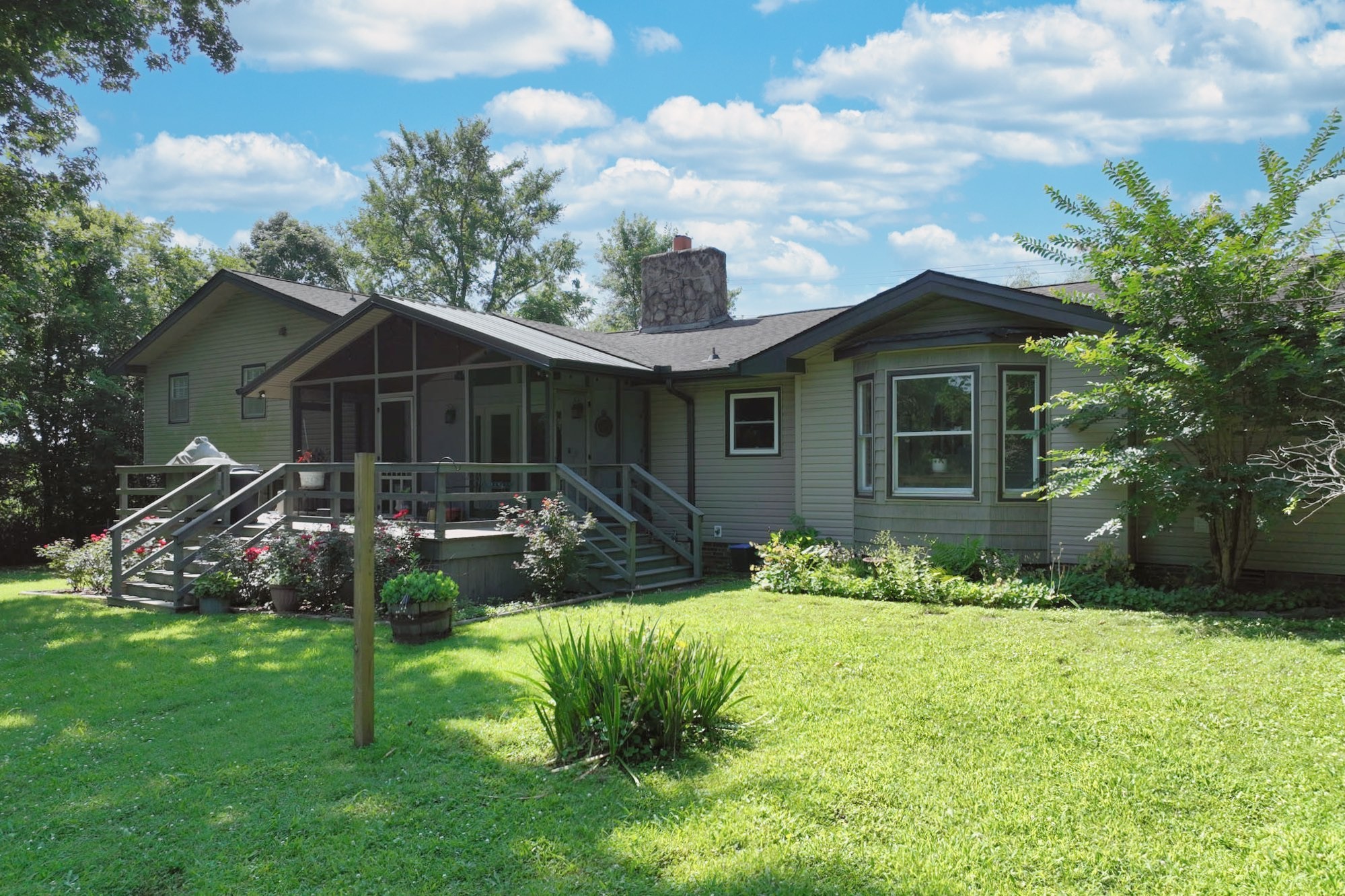 2085 Leeville Pike Lebanon TN 37090