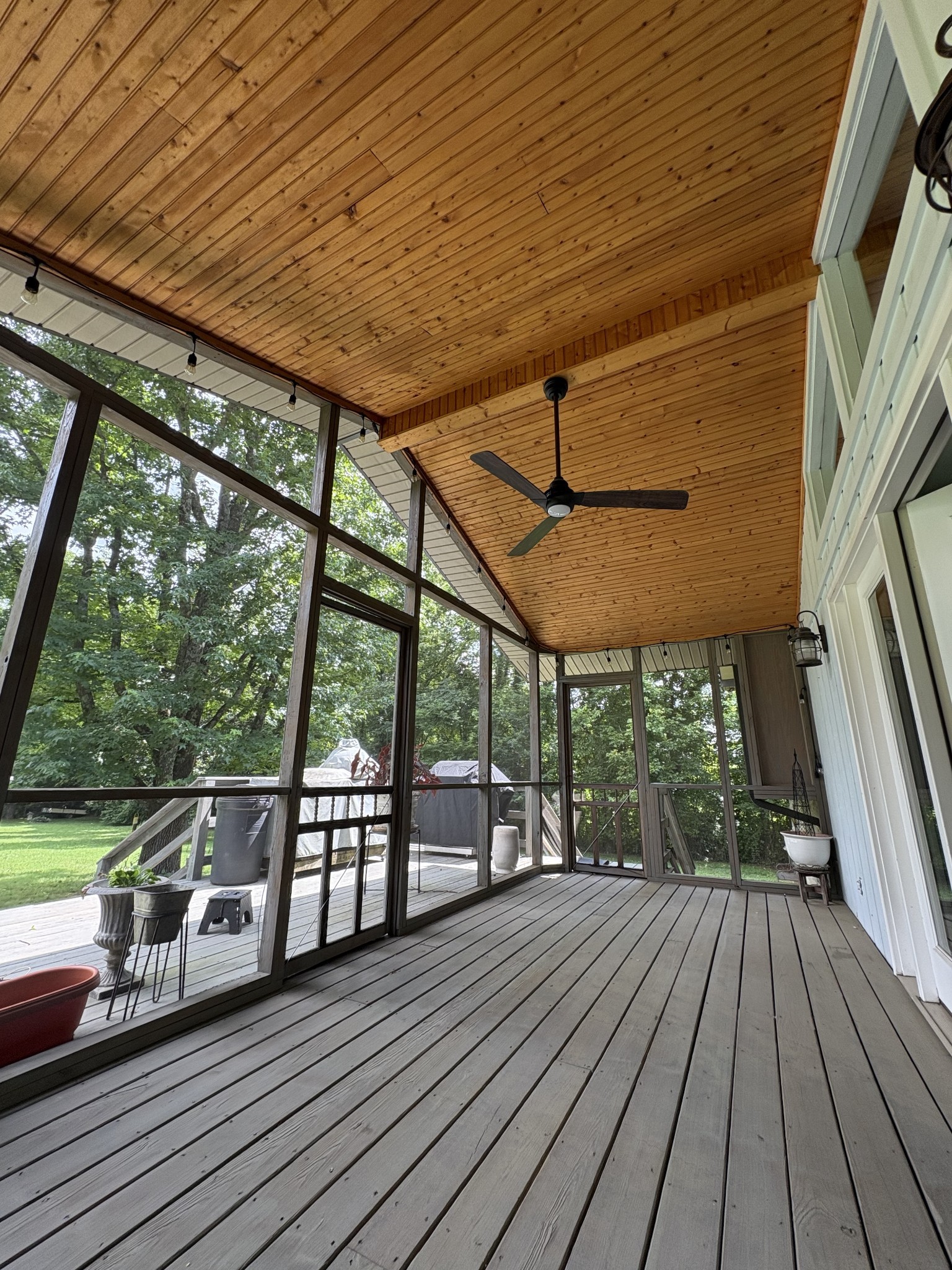2085 Leeville Pike Lebanon TN 37090