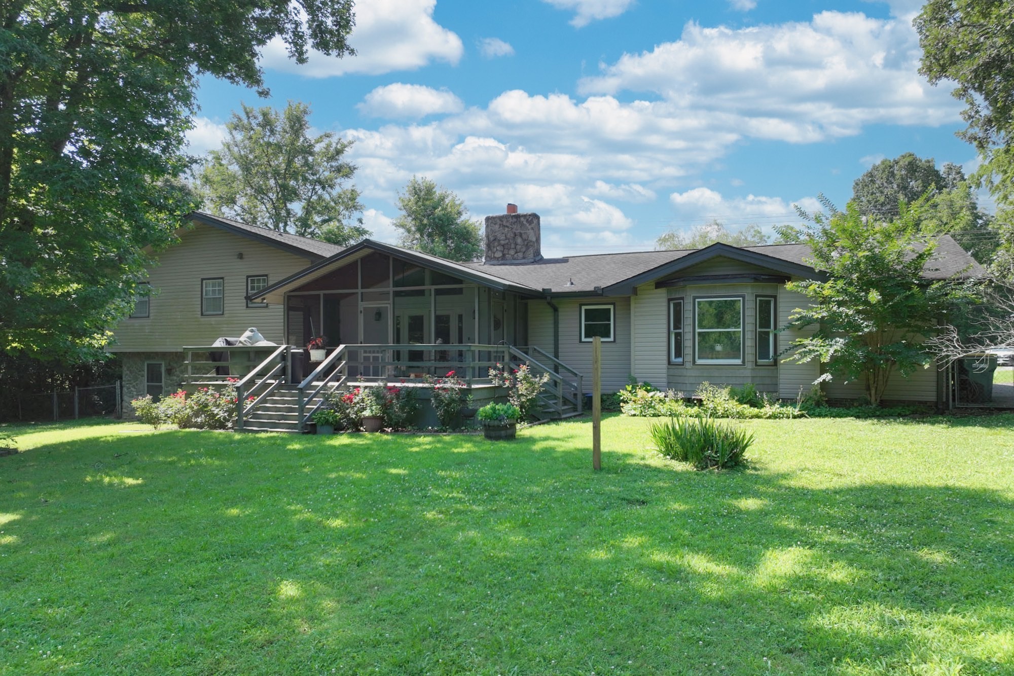 2085 Leeville Pike Lebanon TN 37090