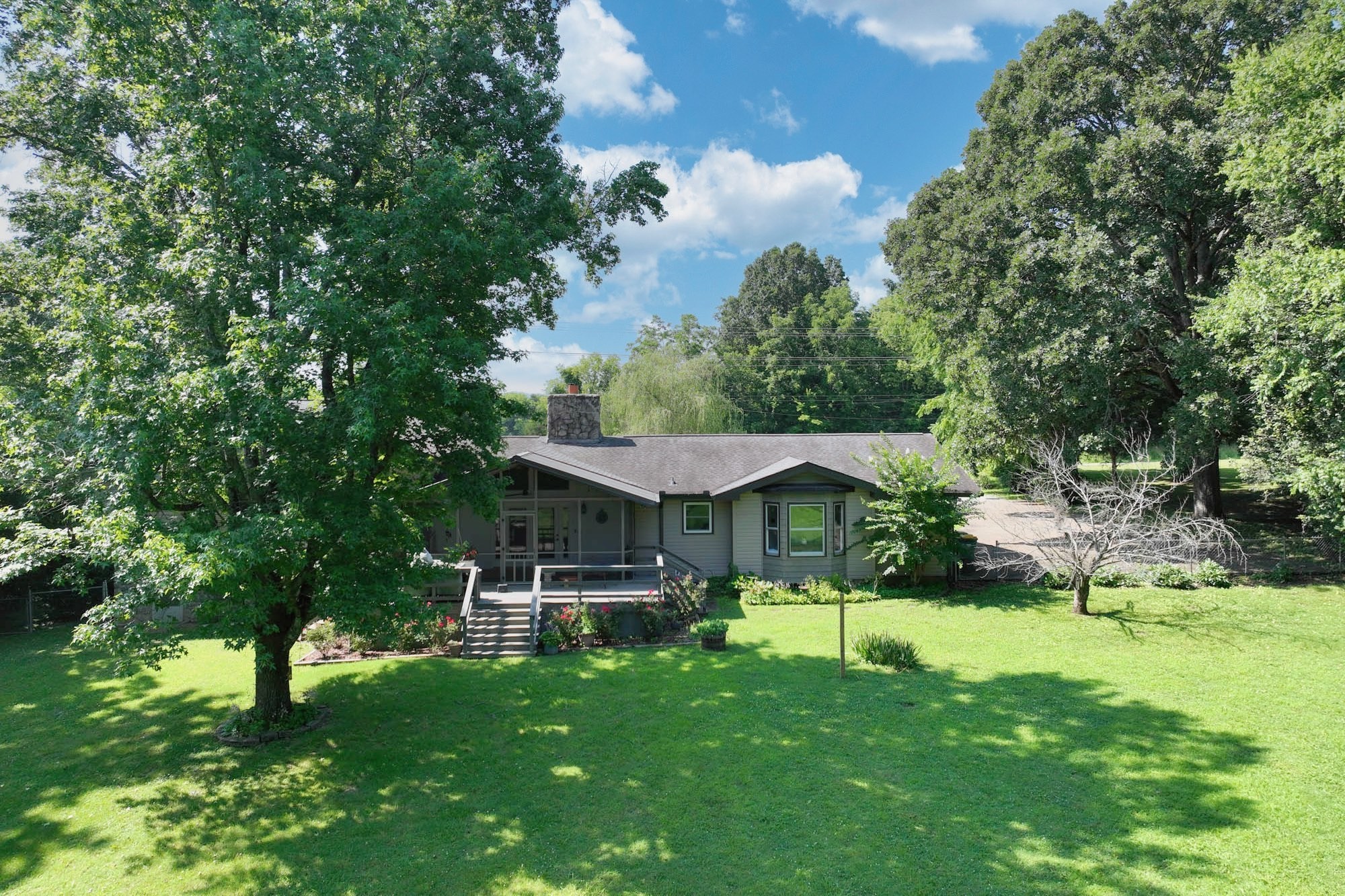 2085 Leeville Pike Lebanon TN 37090