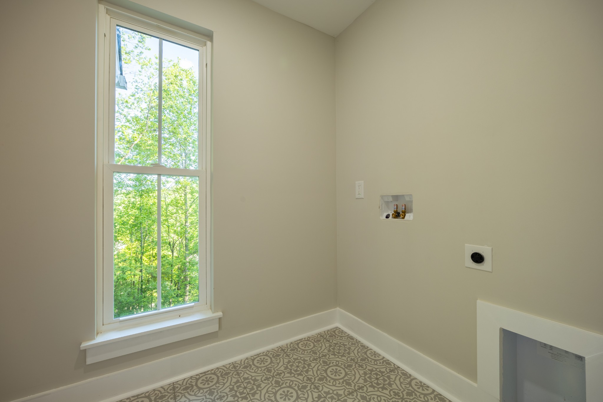 670 Harbor Drive Lancaster TN 38569