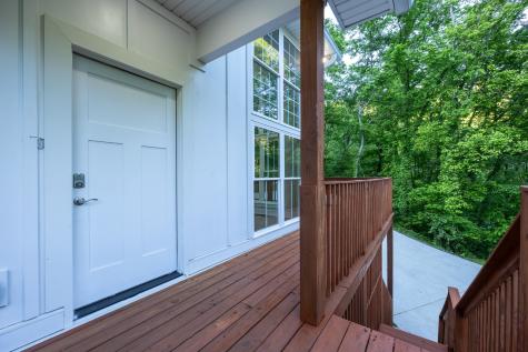 670 Harbor Drive Lancaster TN 38569