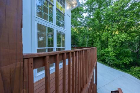 670 Harbor Drive Lancaster TN 38569