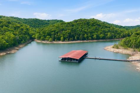670 Harbor Drive Lancaster TN 38569