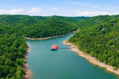 670 Harbor Drive Lancaster TN 38569