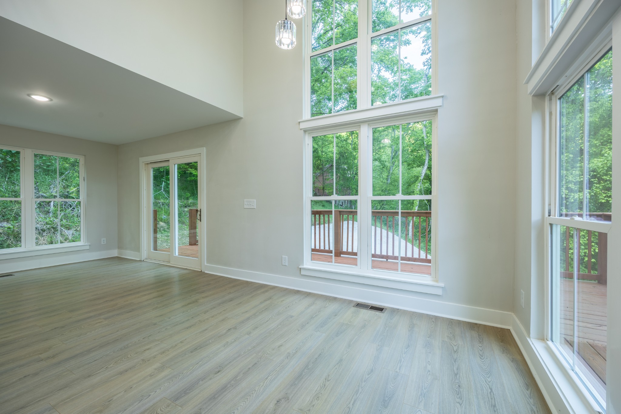 670 Harbor Drive Lancaster TN 38569