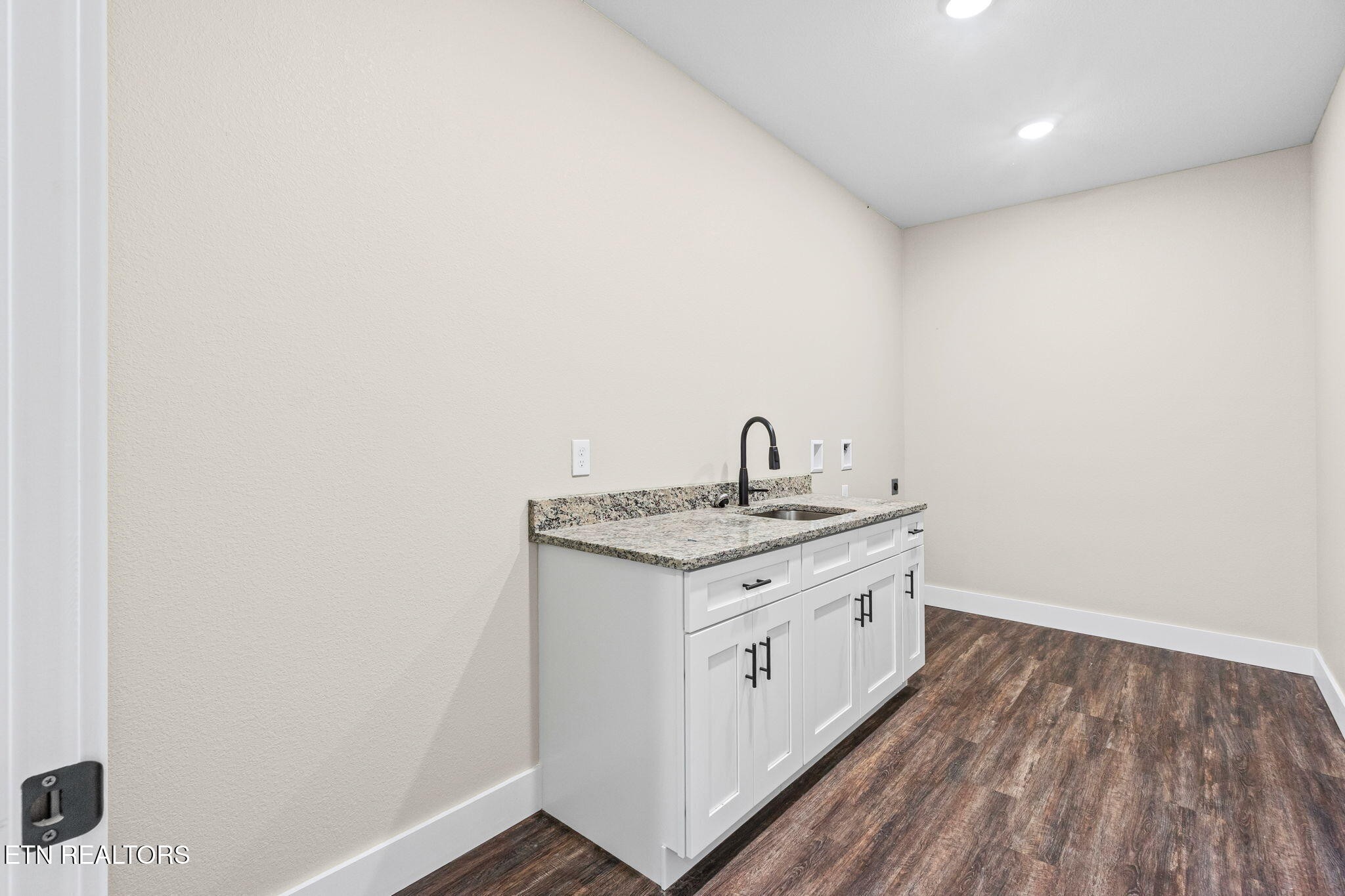 1174 Hargis Road Grimsley TN 38565