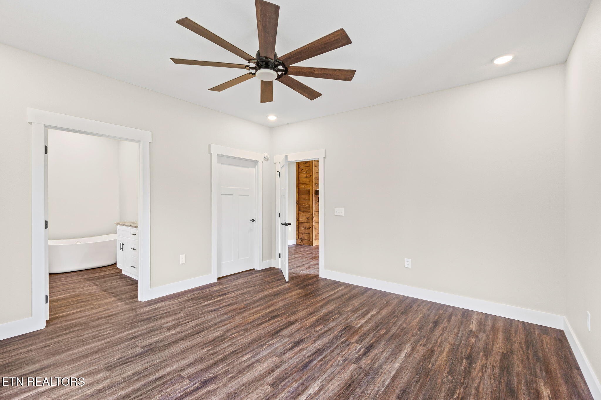 1174 Hargis Road Grimsley TN 38565