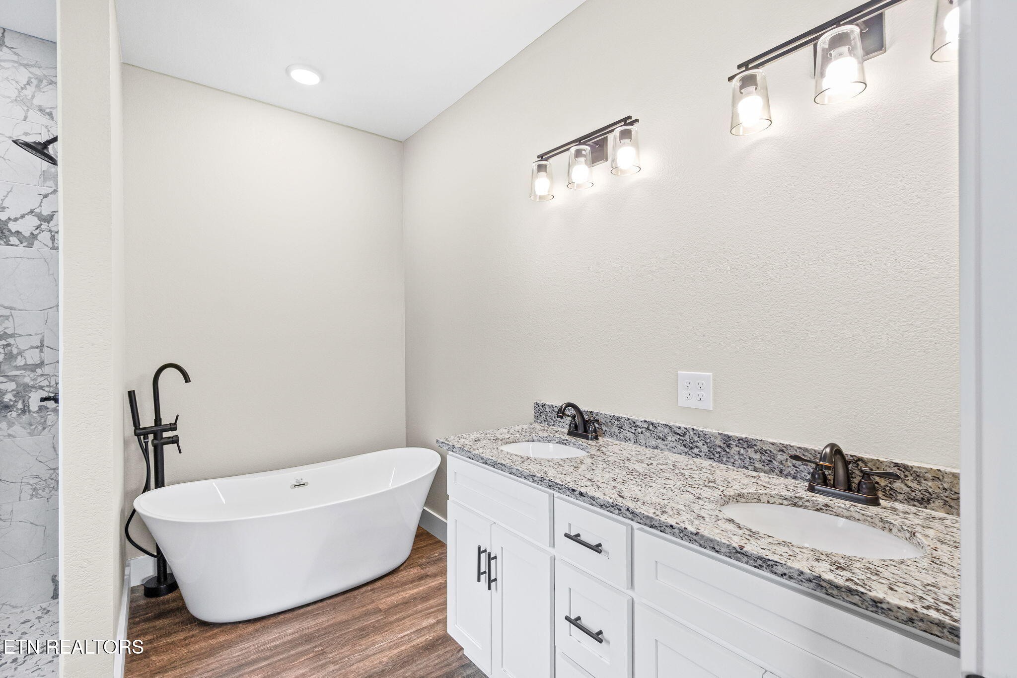 1174 Hargis Road Grimsley TN 38565