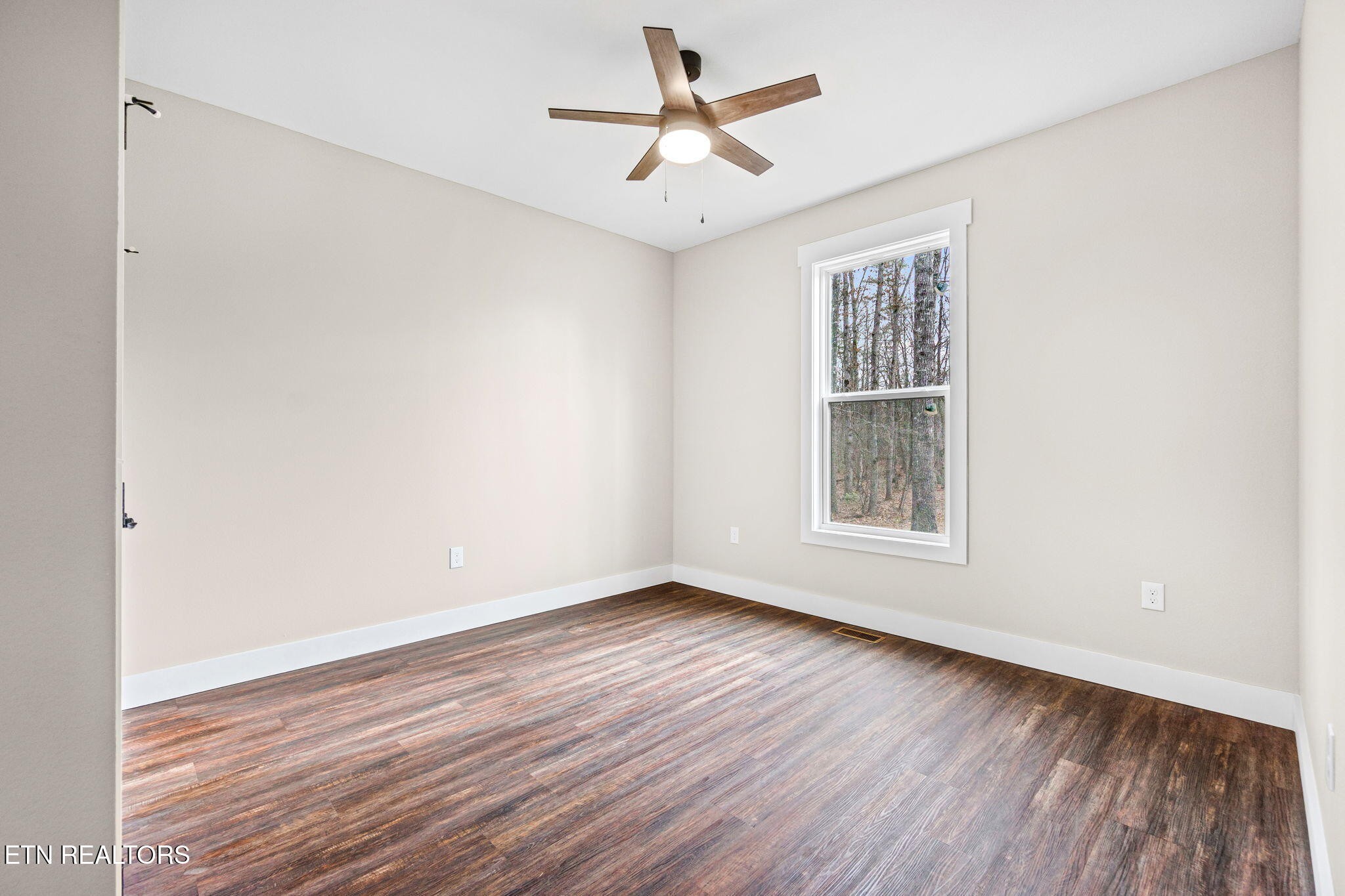 1174 Hargis Road Grimsley TN 38565