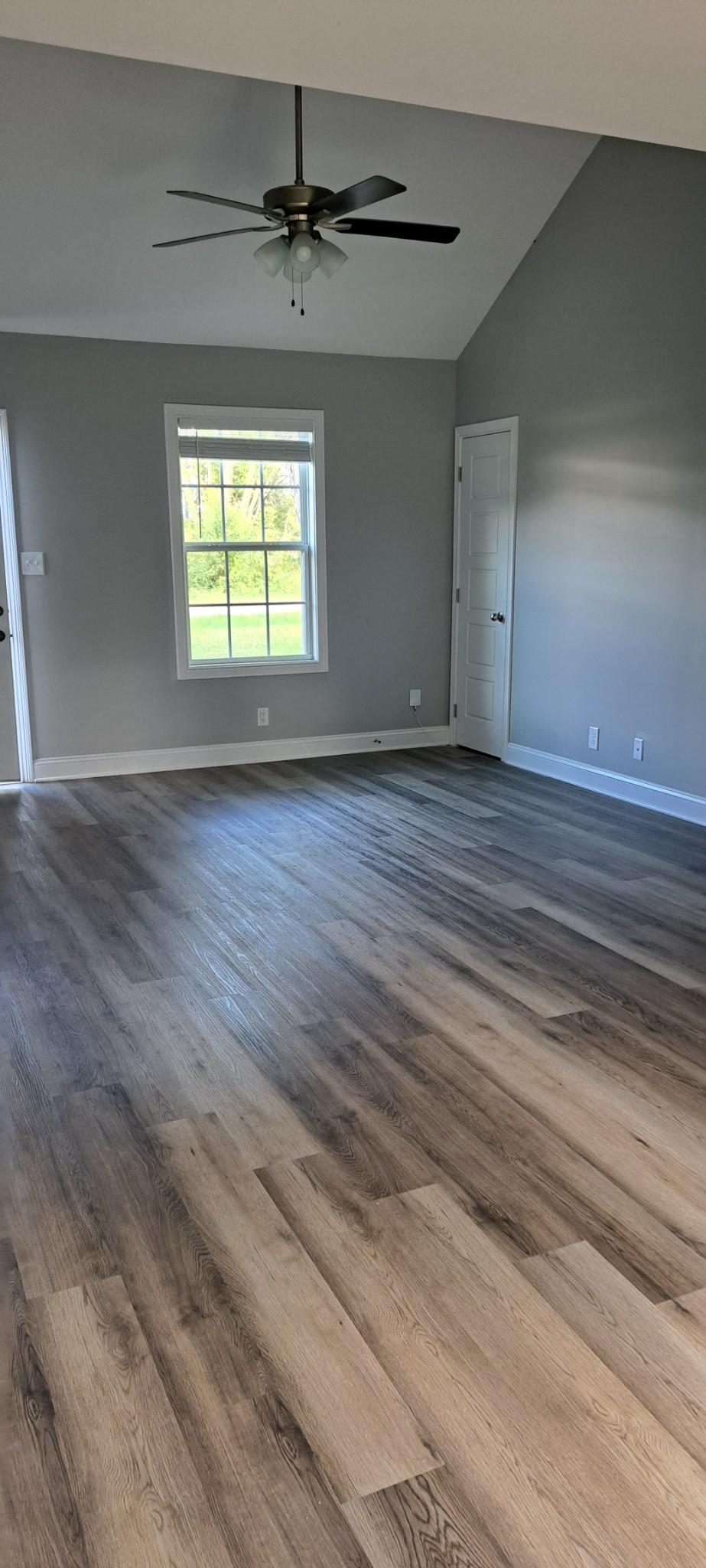 255 Illinois Avenue Oak Grove KY 42262