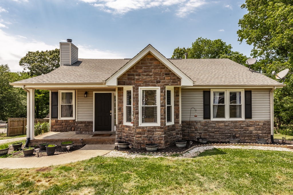 748 W Creek Drive Clarksville TN 37040