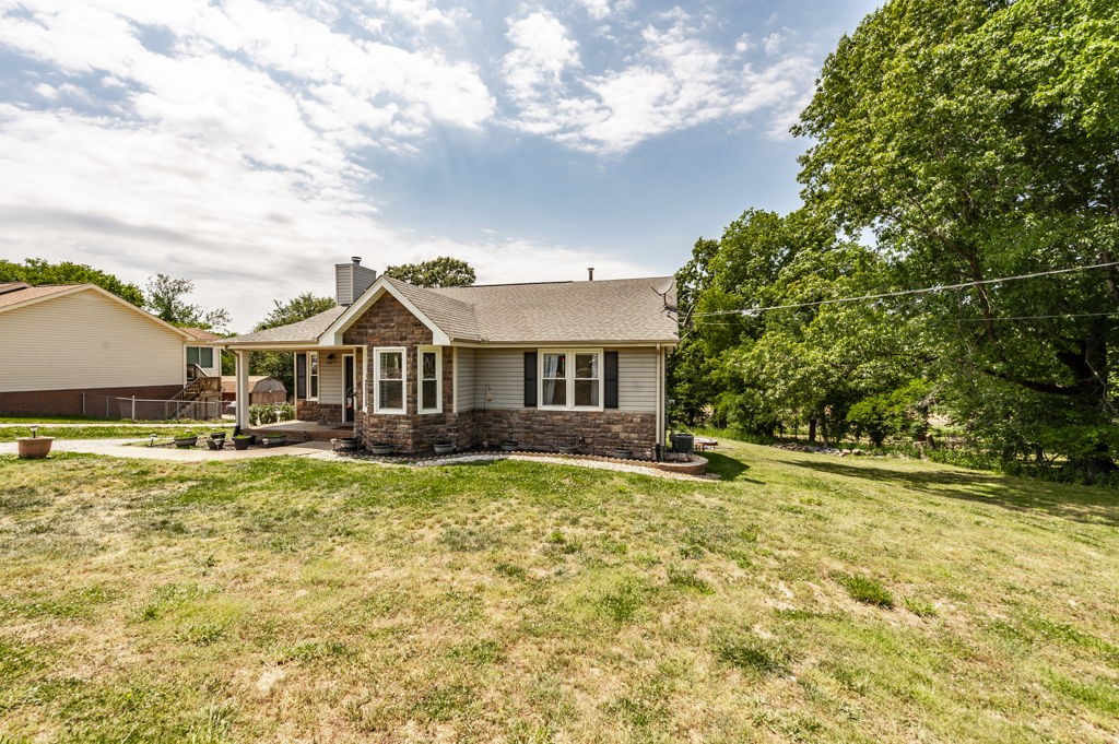 748 W Creek Drive Clarksville TN 37040