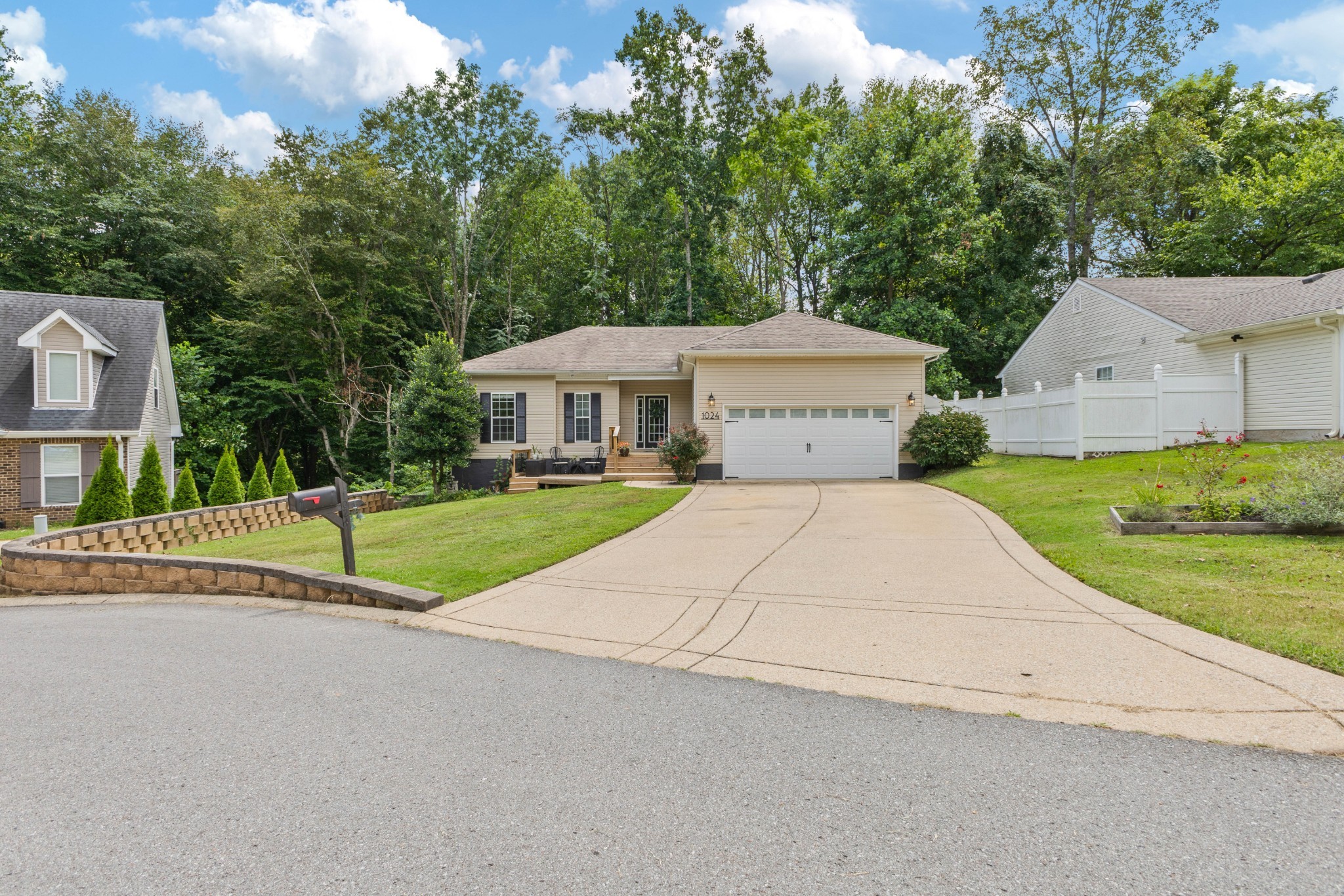 1024 Chelsea Drive Goodlettsville TN 37072