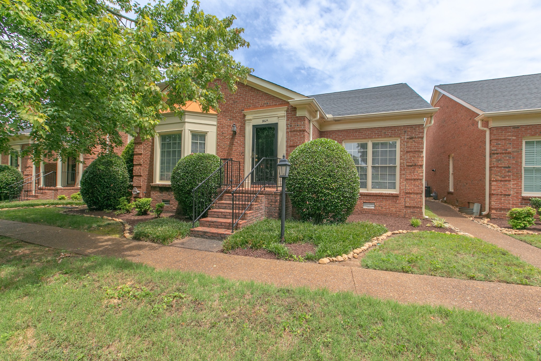1625 Elliston Place Murfreesboro TN 37129