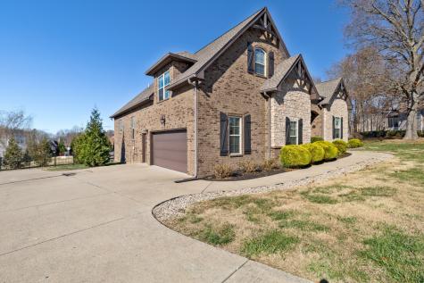 82 Deer Run Road Cross Plains TN 37049